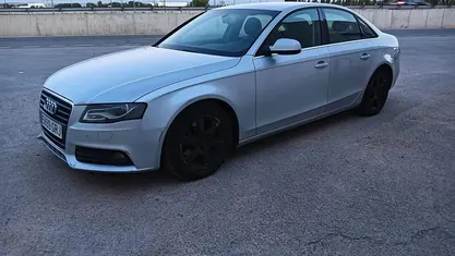 Begagnad Audi A4 143 HK (105 kW) 2009 Grå Sedan