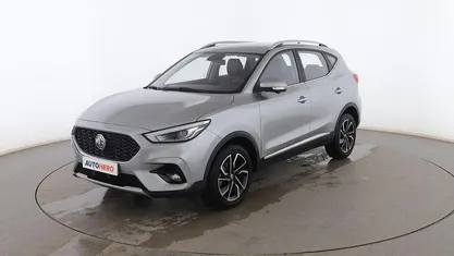Usado MG ZS Luxury 106 CV (77 kW) 2023 Gris SUV