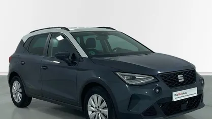 Gris Usado 2025 Seat Arona Style SUV | 19.295 € (Precio justo)