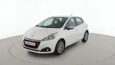 Blanco Usado 2017 Peugeot 208 Allure Utilitario | 8599 € (Buen precio)