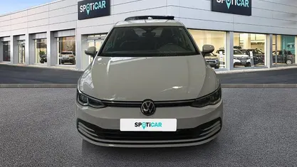 Blanco Usado 2022 VW Golf Life Berlina | 22.900 € (Precio justo)