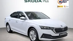 Blanco Usado 2024 Skoda Octavia Ambition Berlina | 24.990 € (Precio justo)