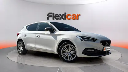 Usado Seat Leon FR 150 CV (110 kW) 2024 Blanco Berlina