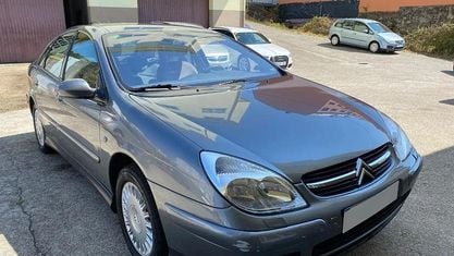 Käytetty Citroën C5 Exclusive 136 HP (100 kW) 2001 Harmaa