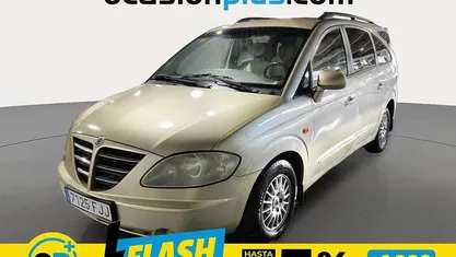 Usado Ssangyong (KGM) Rodius 165 CV (121 kW) 2006 Monovolumen