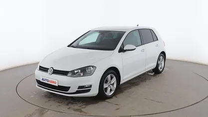 Blanco Usado 2015 VW Golf VII Advance Utilitario | 16.799 € (Precio justo)