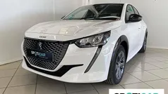 Blanco Usado 2023 Peugeot e-208 Allure Utilitario | 19.300 € (Super precio)