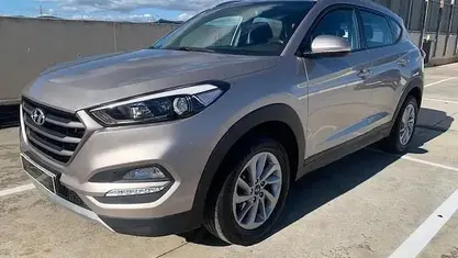 Używany Hyundai Tucson GO! 141 KM (103 kW) 2018 Szary SUV