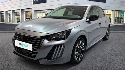 Gris Usado 2025 Peugeot 208 Allure Utilitario | 18.950 € (Precio justo)