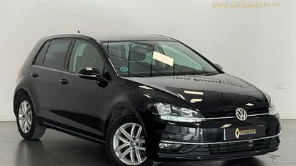 Usado VW Golf VII Advance 125 CV (91 kW) 2018 Negro Utilitario