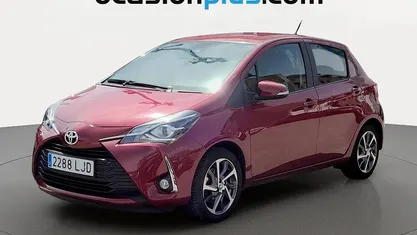 Occasion Toyota Yaris Edition 111 PK (81 kW) 2020 Rood Hatchback
