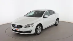 Blanco Usado 2015 Volvo S60 Momentum Berlina | 12.099 € (Precio justo)