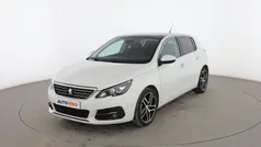 Blanco Usado 2018 Peugeot 308 Allure Utilitario | 10.099 € (Precio justo)