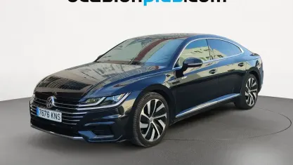 Usado VW Arteon R-line 190 CV (139 kW) 2018 Negro Berlina
