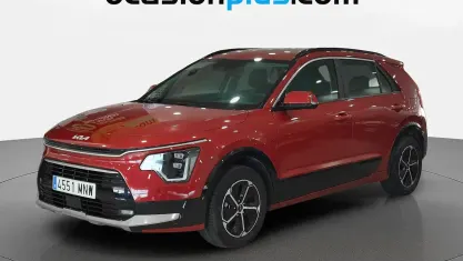 Usado Kia Niro 141 CV (103 kW) 2024 Rojo SUV