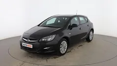 Negro Usado 2015 Opel Astra Selective Berlina | 8999 € (Precio justo)