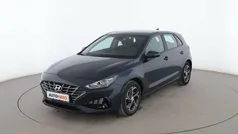 Gris Usado 2021 Hyundai i30 Berlina | 16.999 € (Precio justo)