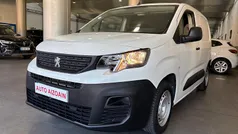 Blanco Usado 2021 Peugeot Partner S Monovolumen | 11.990 € (Precio justo)