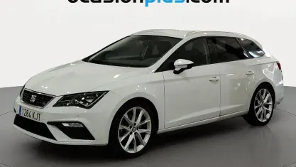 Usado Seat Leon FR 184 CV (135 kW) 2018 Blanco Monovolumen