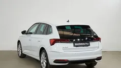 Blanco Usado 2024 Skoda Scala Selection Utilitario | 19.900 € (Precio justo)