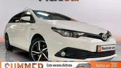Blanco Usado 2018 Toyota Auris Hybrid Edition Familiar | 14.990 € (Precio justo)