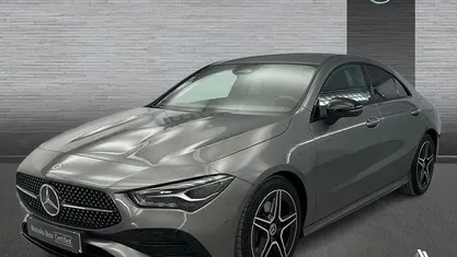 Usado Mercedes CLA220 AMG line 190 CV (139 kW) 2025 Berlina