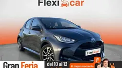 Usado 2023 Toyota Yaris Hybrid Active Berlina | 21.690 € (Precio justo)