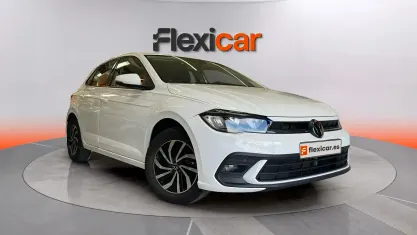 Usado VW Polo Life 95 CV (69 kW) 2023 Blanco Utilitario