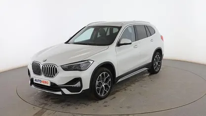 Usado BMW X1 Comfort Edition 150 CV (110 kW) 2021 Blanco SUV