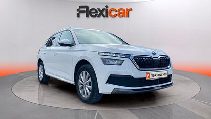 Usado Skoda Kamiq Ambition 116 HP (85 kW) 2021 Branco SUV