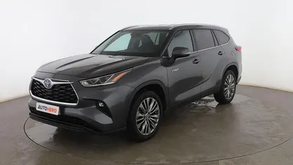 Usado Toyota Highlander Advance 247 CV (181 kW) 2021 Gris SUV