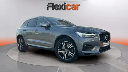 Usado Volvo XC60 R-Design 190 CV (139 kW) 2019 Gris SUV