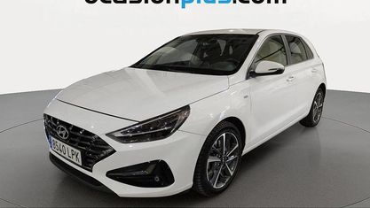 Usado Hyundai i30 120 CV (88 kW) 2021 Blanco Utilitario