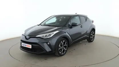 Usado Toyota C-HR Advance 122 CV (89 kW) 2021 Gris SUV