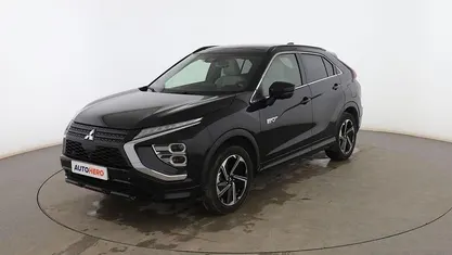 Usado 2022 Mitsubishi Eclipse Cross SUV | 23.999 € (Precio justo)