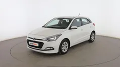 Blanco Usado 2015 Hyundai i20 Utilitario | 9099 € (Precio justo)