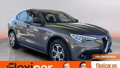 Gris / plata Usado 2022 Alfa Romeo Stelvio Super SUV | 25.990 € (Precio justo)