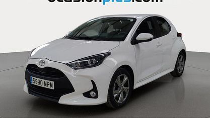 Usado Toyota Yaris Hybrid Active 116 CV (85 kW) 2024 Blanco Utilitario