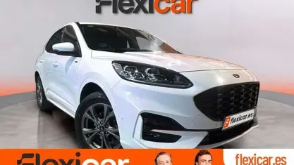 Usado Ford Kuga ST-Line 190 CV (139 kW) 2022 Blanco SUV