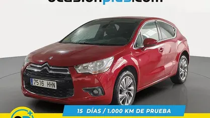 Usado Citroën DS4 92 CV (67 kW) 2011 Rojo Utilitario