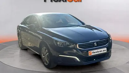 Usado Peugeot 508 Active 120 CV (88 kW) 2017 Berlina