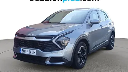 Usado Kia Sportage 136 CV (100 kW) 2023 Gris plata SUV