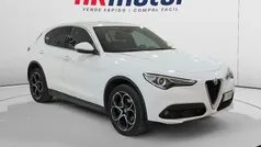 Usado 2019 Alfa Romeo Stelvio Executive SUV | 23.850 € (Precio justo)