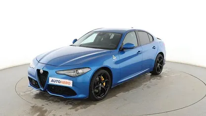 Azul Usado 2020 Alfa Romeo Giulia Veloce Berlina | 25.699 € (Precio justo)