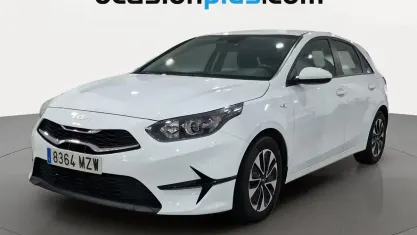 Usado Kia Ceed 101 CV (74 kW) 2025 Blanco Utilitario