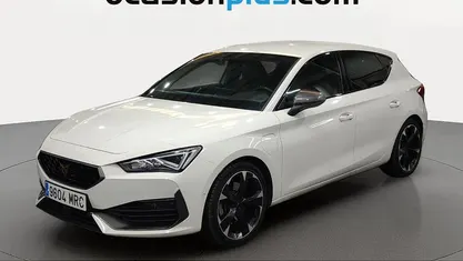 Begagnad Cupra Leon 204 HK (150 kW) 2024 Vit Halvkombi