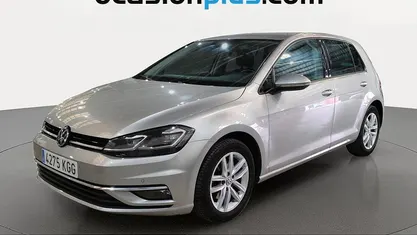 Usado VW Golf VII Advance 125 CV (91 kW) 2017 Gris plata Utilitario