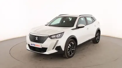 Usado Peugeot e-2008 Allure 100 kW (136 CV) 2020 Blanco SUV