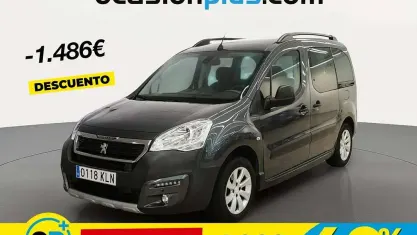Usado Peugeot TePee 110 CV (80 kW) 2018 Gris Familiar