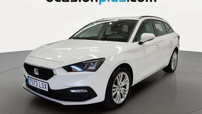 Begagnad Seat Leon Style 130 HK (95 kW) 2021 Vit Minibuss